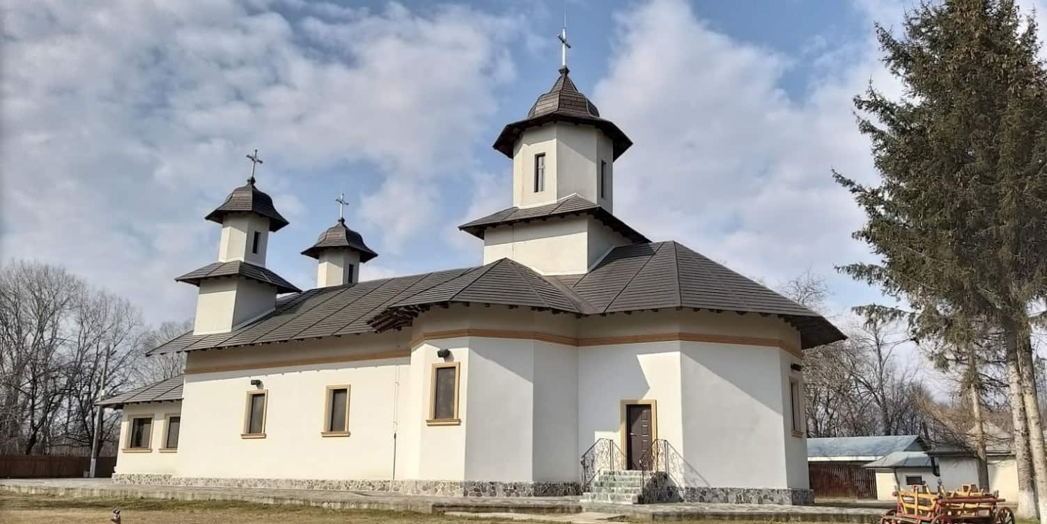 Manastirea Sfanta Treime Podul Bulgarului